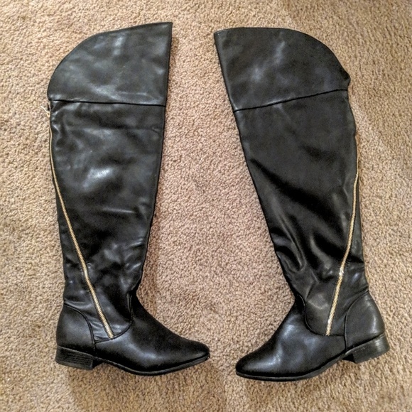 Black above the Knee boots - Picture 2 of 6